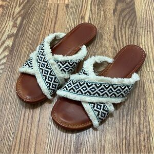Universal Thread Bohemian Fringe Slide Sandals 9